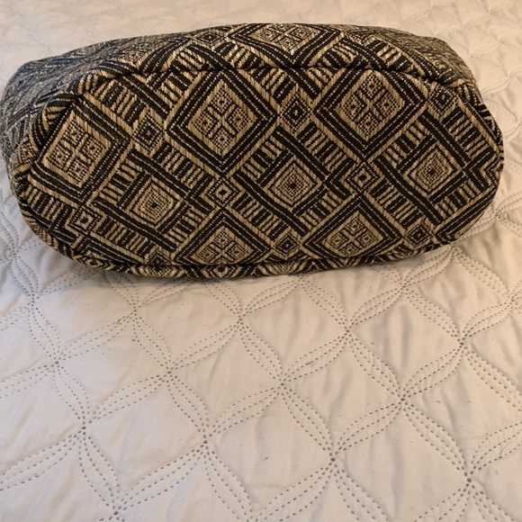 🤗 EUC—Well-made, Lined, Paper-straw Tote with interior pockets - Picture 7 of 16